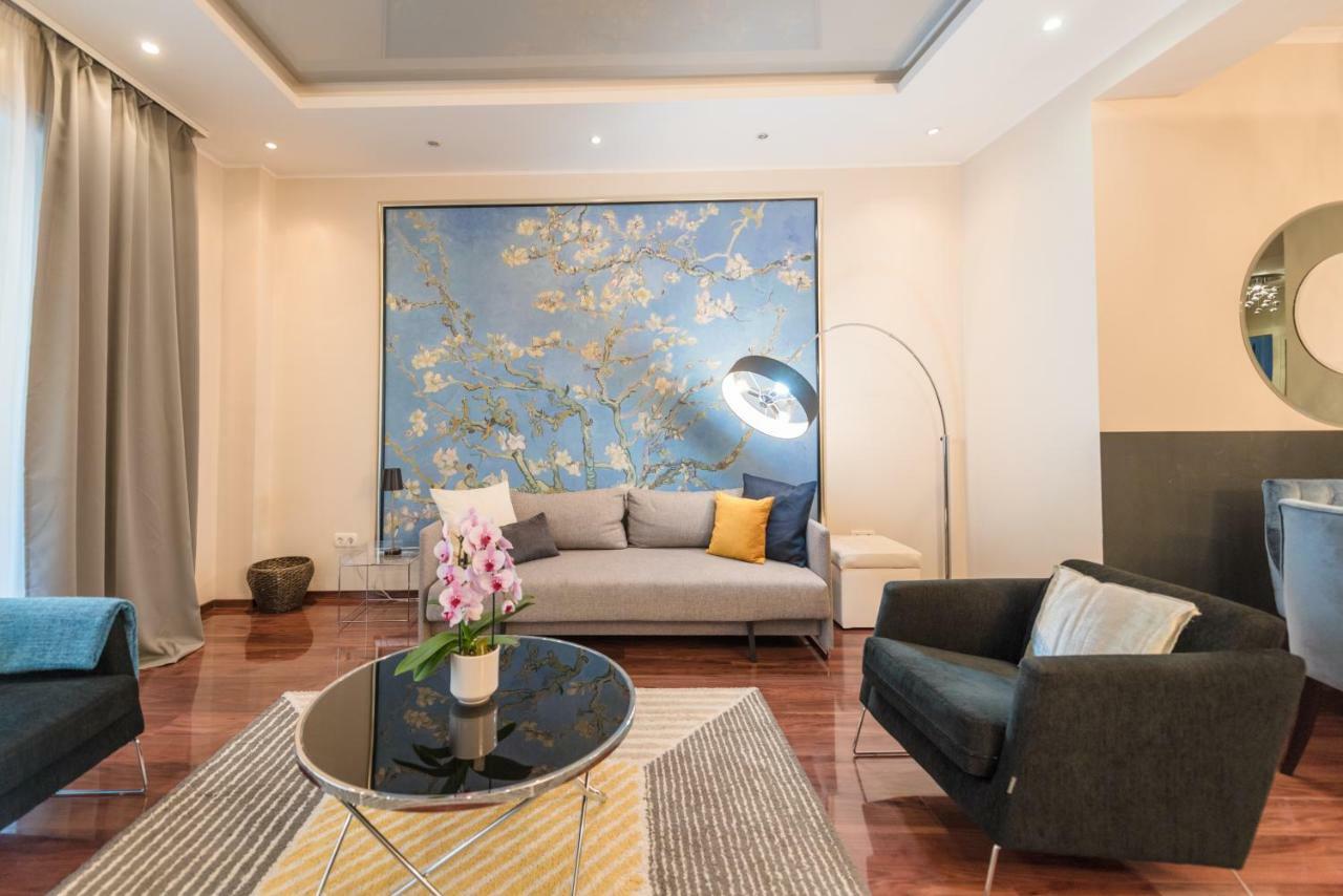 Oasis - Liberty Bridge Apartment *